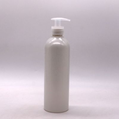 Botellas de loción de plástico HDPE de 500 ml/600 ml de color personalizado para loción limpia