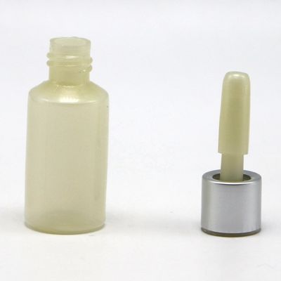 Material base PET Botella de goteo de 8 ml con tapa de goteo personalizada y acabado helado